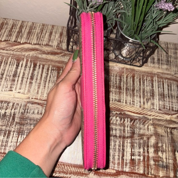 Coach Tan and Pink Women's Wallet - Picture 4 of 5